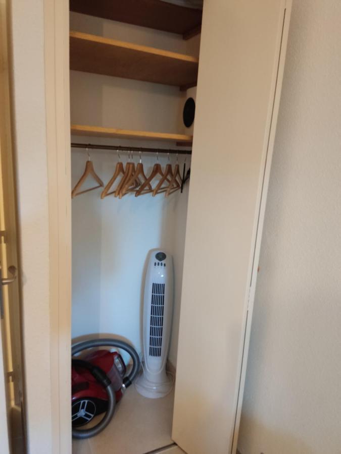 Charmant Studio 2A4 Pers Avec Jardin Et Place De Parking Situe A 5 Min A Pied De La Mer Бандоль Экстерьер фото